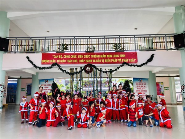 z2246200436696_746ce46a8a3b79245ced82de62d11cdc.jpg